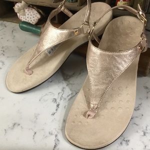 Vionic Kirra Rose Gold Leather Comfort Sandals 10M